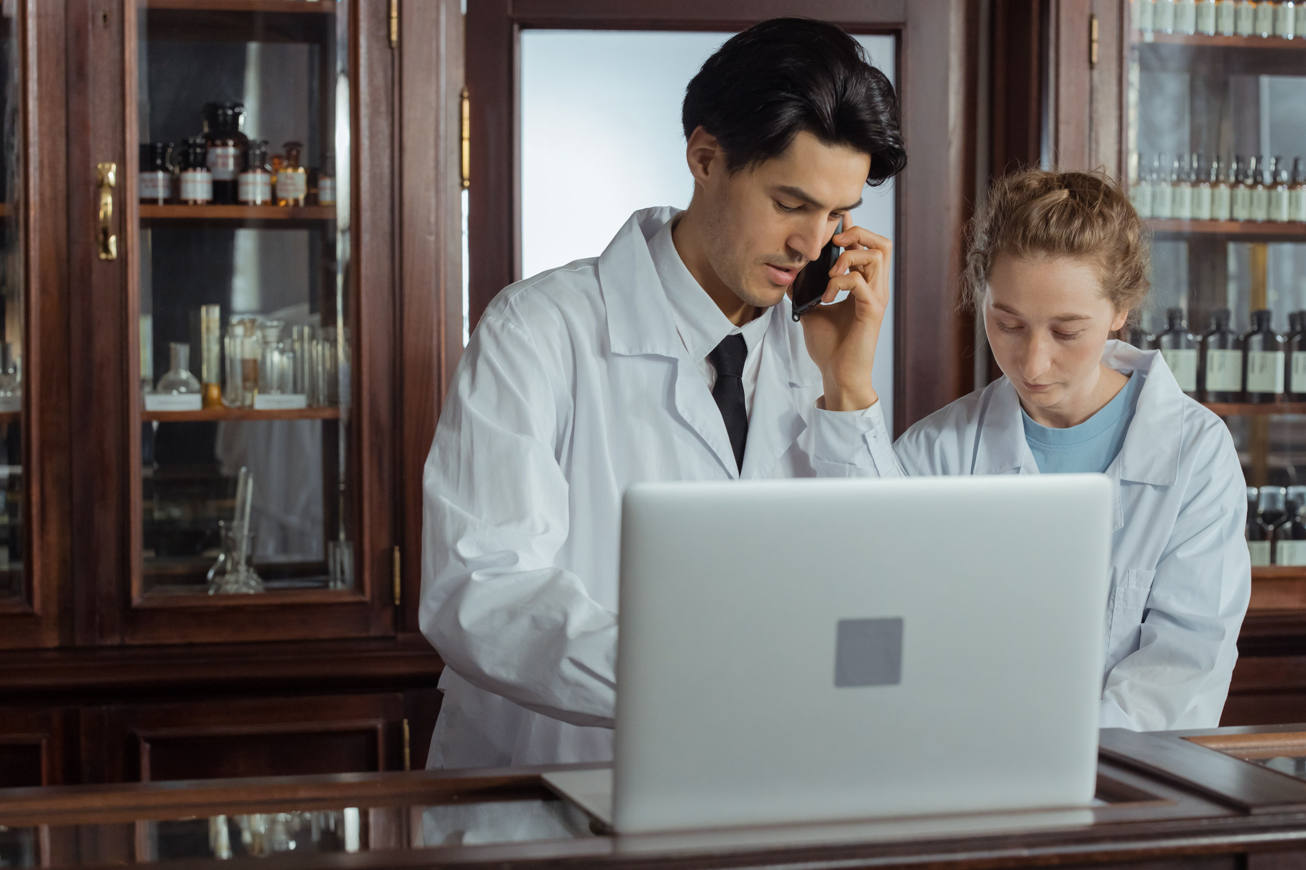Pharmacy professionals working in a pharmacy